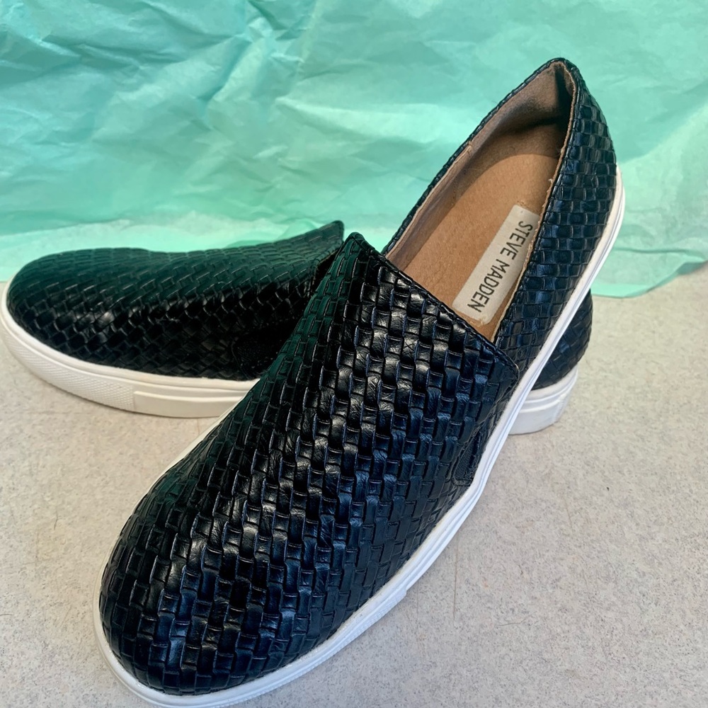 Steve Madden black braided leather slip on shoes size 7.5